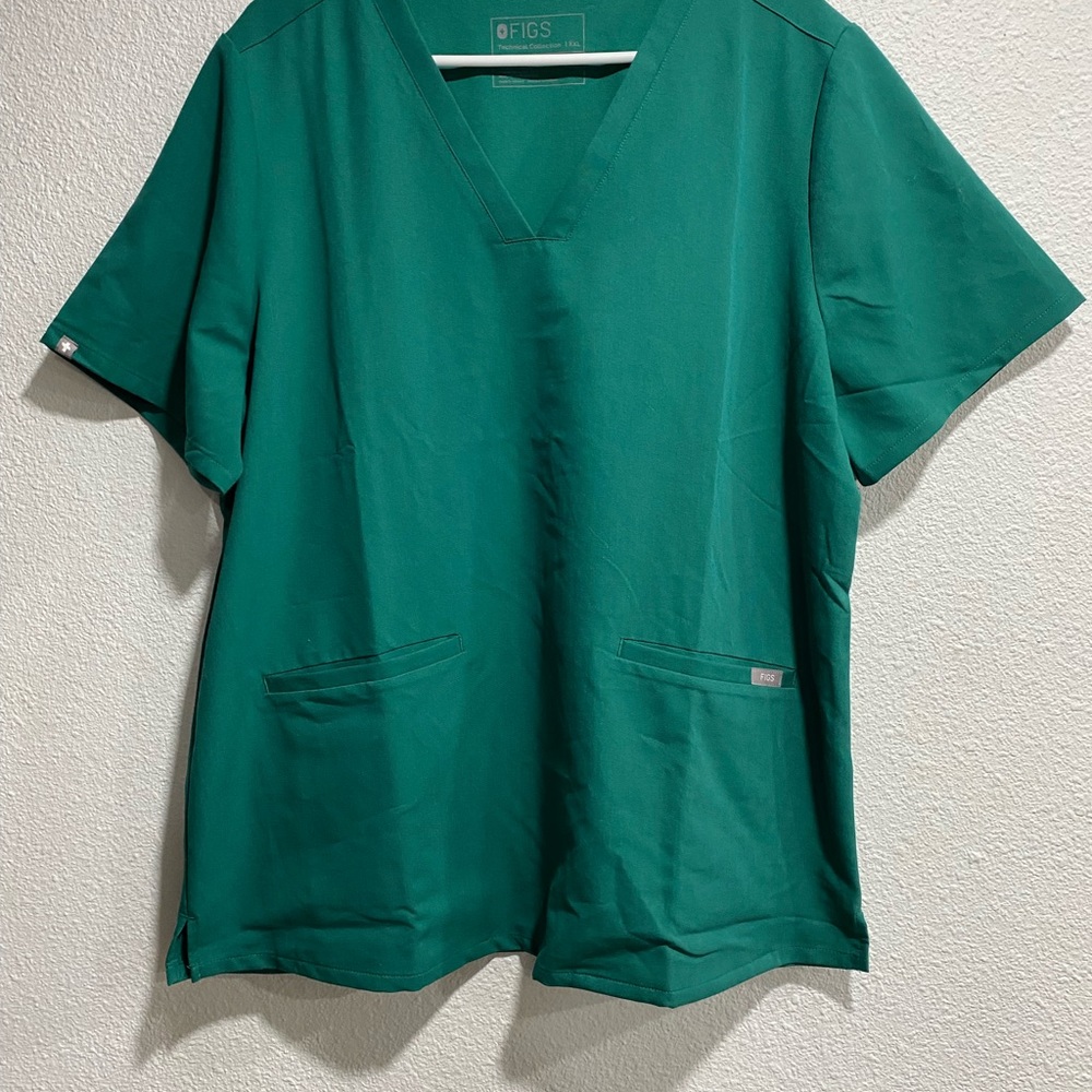 Figs women casma top  Hunter green Size XXL